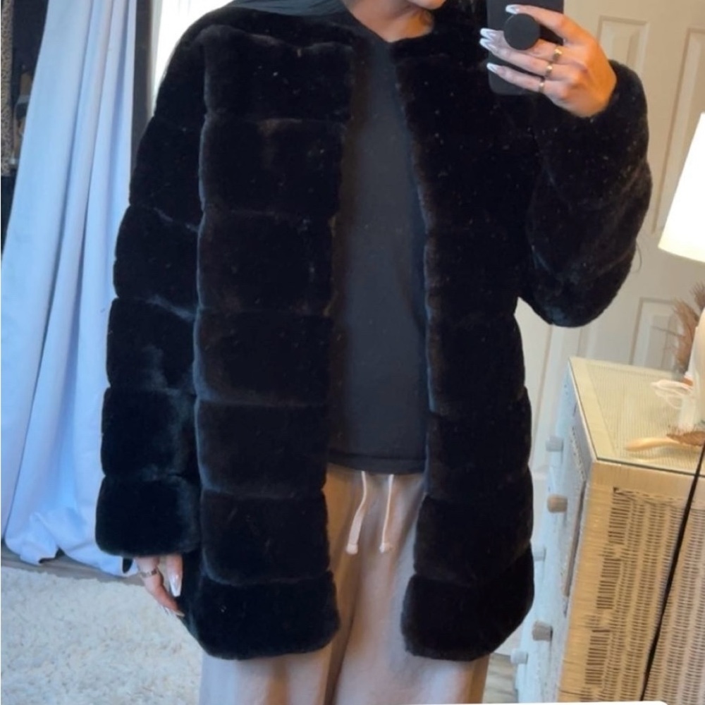 Luxurious Black Faux Fur Coat